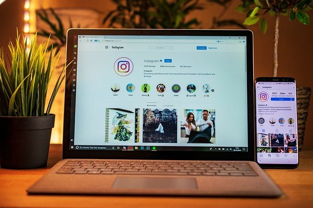 instagram laptop
