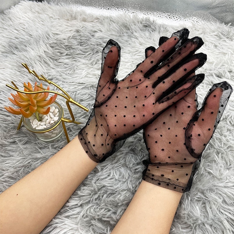 Gants en dentelle sexy pour femmes, à pois noirs et blancs, en maille de tulle, pour l'été, protection solaire, mitaines pour la conduite, à points fins 2