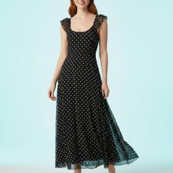 robes moulantes à pois en maille longue fauve écru noire avec des mancherons à volants et un décolleté arrondi