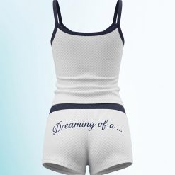 shortys à pois doux pyjama ensemble et caraco long bleu porté par une femme vue de face et de dos