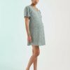 robes vertes à pois couronne de lauriers courte boutonnée rétro pour femme enceinte avec manches courtes et col en v