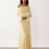 robes à pois jaune drapée longue épaules dénudées manches lemon évasées tenue fluide de soirée pour femme