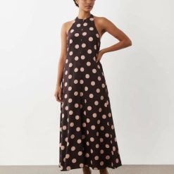 robes à pois années 50 trapèze design marron et rose longue coupe évasée col montant sans manches