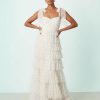 robes rouges à pois blanc noir longue en tulle épaules nœud petite robe de soiree blanche a volants en tulle et bretelles nouees