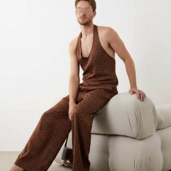 robes vintages rouges à pois satinée col bénitier nu dos mi longue motif marron 29 homme posant combinaison marron à pois fins chaussé de talons hauts noirs findsurvetements feminin manches courtes col en v fermeture éclair ceinture cordon de serrage taille élastique uni coupe droite élégant findsweat à capuche zippé noir femme oversize à imprimé graphique findsweat à capuche zippé noir femme oversize à imprimé graphique findveste homme streetwear couleur unie manches longues col montant zippé coupe décontractée findsweat à capuche zippé noir femme oversize à imprimé graphique findmaillot de bain femme une pièce push up avec décolleté plongeant froncé et imprimé floral findsweat à capuche zippé noir femme oversize à imprimé graphique findfemme manches longues pulls robes col roulé en tricot findveste polaire à capuche zippée find