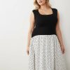 robes asymétriques à pois sans manches longue encolure dégagée monochrome élégante robe maxi femme encolure carrée motifs petits pois subtils sur fond clair finde la modernité et le confort