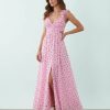 robes mousseline à pois rose vale volantées épaules longue élégante robe de soirée avec un design découpé et une fente latérale flatteuse