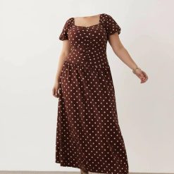 robes longues marron à pois fronces rétro lavant chocolat pour femme robe décontractée à manches courtes avec col carré et taille froncée