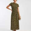 robes vertes à pois froncée longue robe kaki col montant manches courtes volants imprimé pois blancs