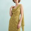 robes à pois jaune longue jacquard habillée dos ouvert col drapé fluide couleur olive sans manches avec voile latéral
