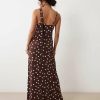 robes longues marron à pois chocolat blancs caraco foulard encolure petite robe longue dos nu caraco élégante mode femme