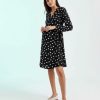 robes longues noires à pois blancs boutons grossesse dallaitement lavant robe noire à pois blancs style maternité col en v manches longues pour femmeenceinte