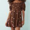 robes en tulle à pois courte froncée volanté bord motif marron robe courte marron à pois blancs col carré à manches bouffantes pour femme et jeune fille
